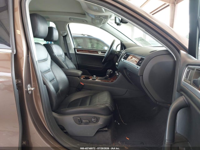 2011 Volkswagen Touareg Tdi Executive მანქანა იყიდება აუქციონზე, vin: WVGFK9BP7BD003519, აუქციონის ნომერი: 45746572