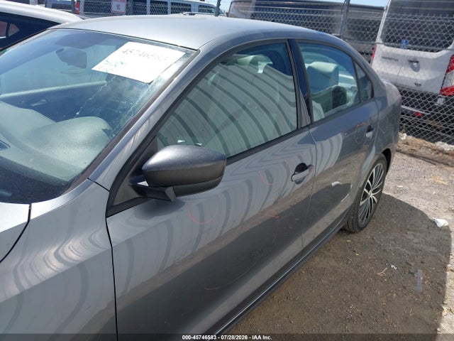 3VWD17AJ6GM394204 Volkswagen Jetta 1.8t Sport