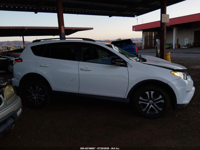 Toyota RAV4 LE 2017 JTMZFREV5HJ702349 Image 14