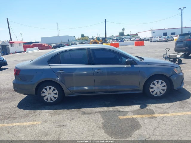 3VW267AJ9GM383612 Volkswagen Jetta 1.4t S