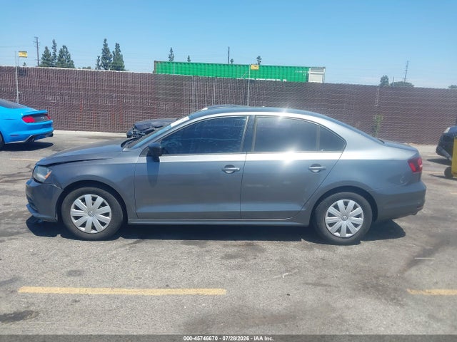 3VW267AJ9GM383612 Volkswagen Jetta 1.4t S