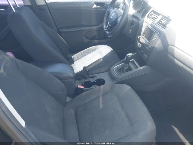 3VW267AJ9GM383612 Volkswagen Jetta 1.4t S