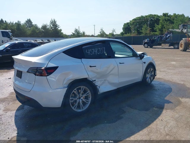 Продаж на аукціоні авто 2023 Tesla Model Y Awd/long Range Dual Motor All-wheel Drive, vin: 7SAYGDEE2PA188204, номер лоту: 45746707