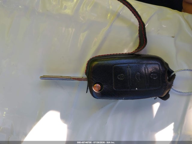 45746708 :رقم المزاد ، WVWBA71F48V006898 vin ، 2008 Volkswagen Eos Komfort/turbo مزاد بيع