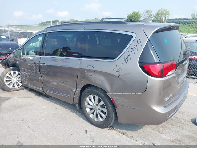 Aukcja sprzedaży 2017 Chrysler Pacifica Touring-l, vin: 2C4RC1BG1HR752323, numer aukcji: 45746714