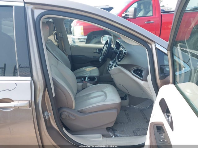 Aukcja sprzedaży 2017 Chrysler Pacifica Touring-l, vin: 2C4RC1BG1HR752323, numer aukcji: 45746714