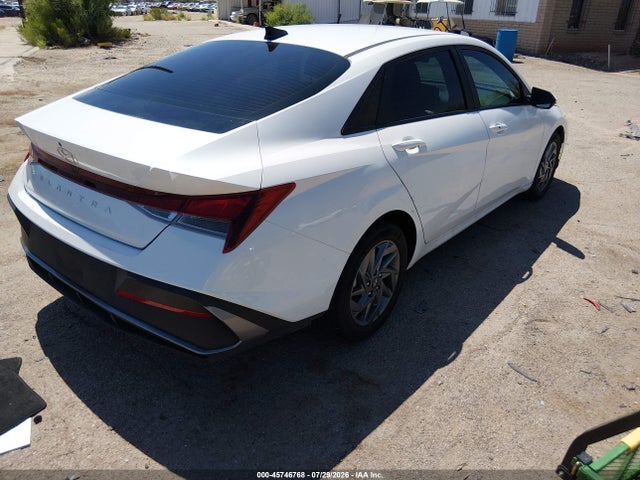 KMHLM4DG0RU751455 Hyundai ELANTRA SEL
