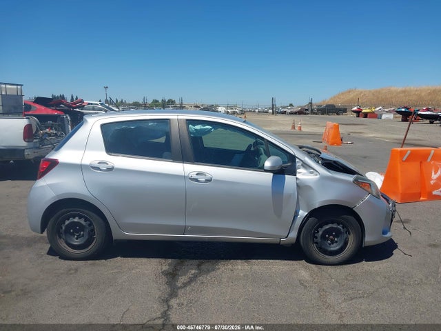 Toyota YARIS L 2016 VNKKTUD38GA067100 Image 13