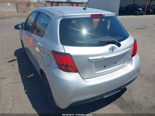 Toyota YARIS L 2016 VNKKTUD38GA067100 Image 3