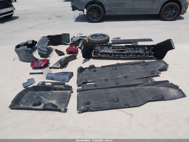 Продажа на аукционе авто 2025 Ford Maverick Lobo Standard, vin: 3FTCW8TA4SRB18909, номер лота: 45746853