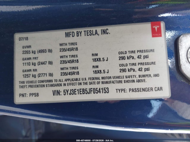 45746888 :رقم المزاد ، 5YJ3E1EB5JF054153 vin ، 2018 Tesla Model 3 Long Range/performance مزاد بيع