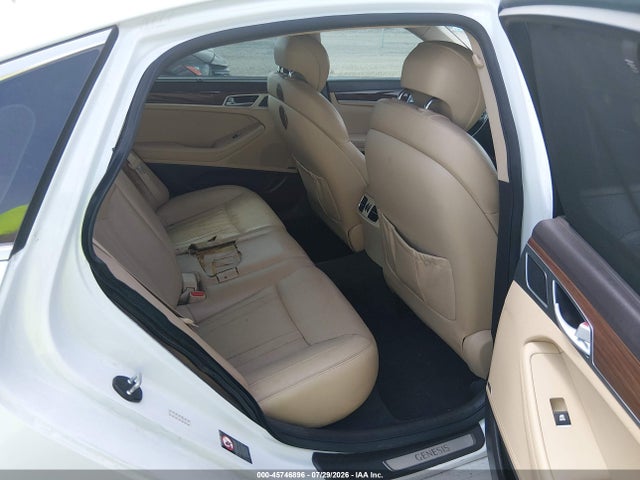 Продаж на аукціоні авто 2015 Hyundai Genesis 3.8, vin: KMHGN4JE0FU097635, номер лоту: 45746896