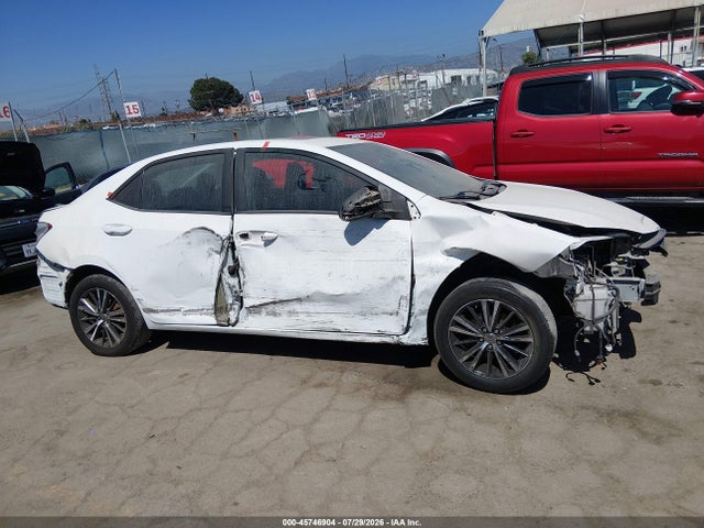 Toyota COROLLA LE 2018 5YFBURHE5JP809986 Image 12