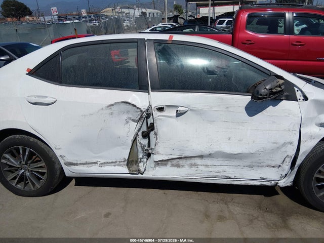 Toyota COROLLA LE 2018 5YFBURHE5JP809986 Image 17