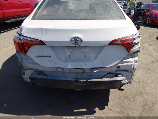 Toyota COROLLA LE 2018 5YFBURHE5JP809986 Image 19