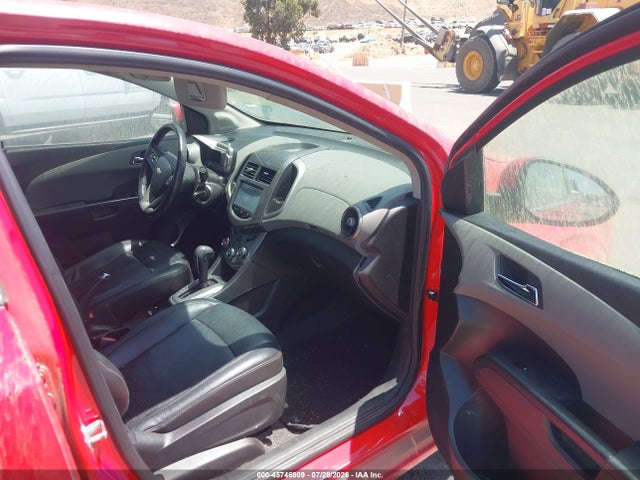 Chevrolet Sonic Ltz Auto 2015 1G1JE5SB2F4121060 Image 5
