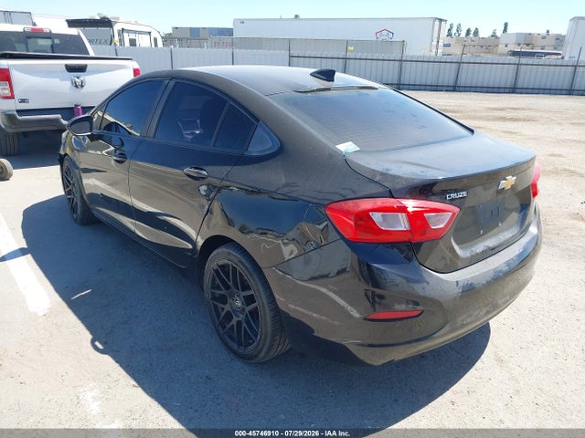 1G1BC5SM8H7185407 Chevrolet Cruze Ls Auto