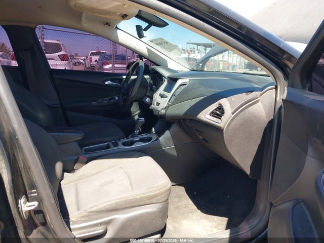 1G1BC5SM8H7185407 Chevrolet Cruze Ls Auto
