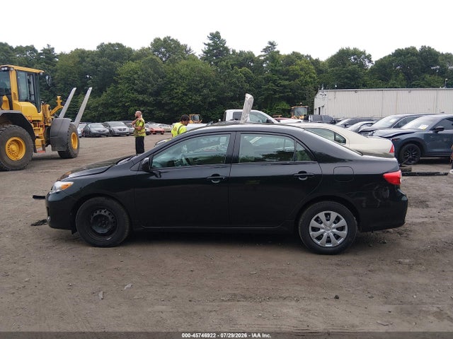45746922 :رقم المزاد ، 2T1BU4EE9BC714131 vin ، 2011 Toyota Corolla Le مزاد بيع