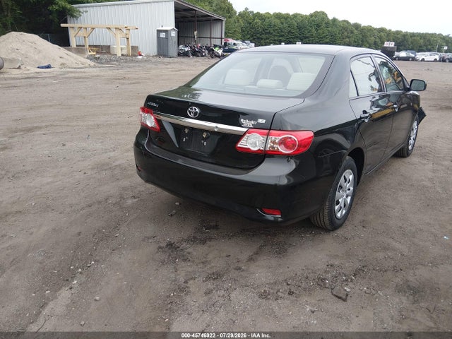 45746922 :رقم المزاد ، 2T1BU4EE9BC714131 vin ، 2011 Toyota Corolla Le مزاد بيع