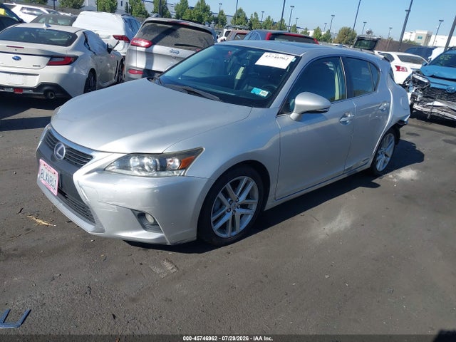 Lexus CT 200H 2016 JTHKD5BH0G2279590 Image 2