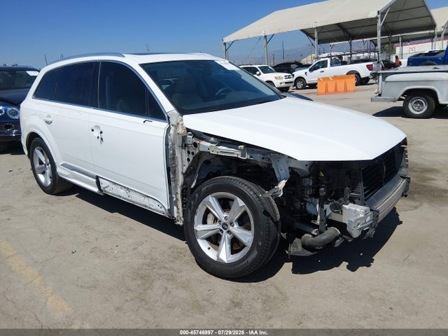 2021 Audi Q7 Premium 45 Tfsi Quattro Tiptronic მანქანა იყიდება აუქციონზე, vin: WA1AJAF73MD015659, აუქციონის ნომერი: 45746997