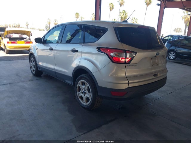 Ford ESCAPE S 2017 1FMCU0F7XHUE55170 Image 3