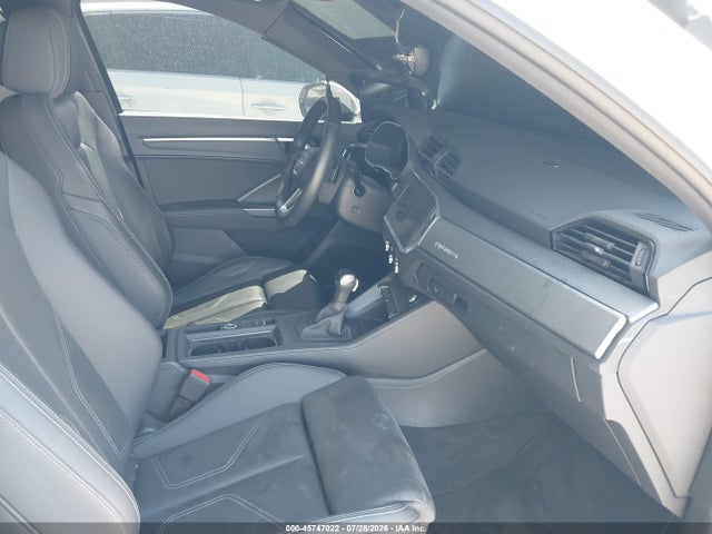2025 Audi Q3 Premium 45 Tfsi S Line Quattro Tiptronic მანქანა იყიდება აუქციონზე, vin: WA1DECF31S1021792, აუქციონის ნომერი: 45747022