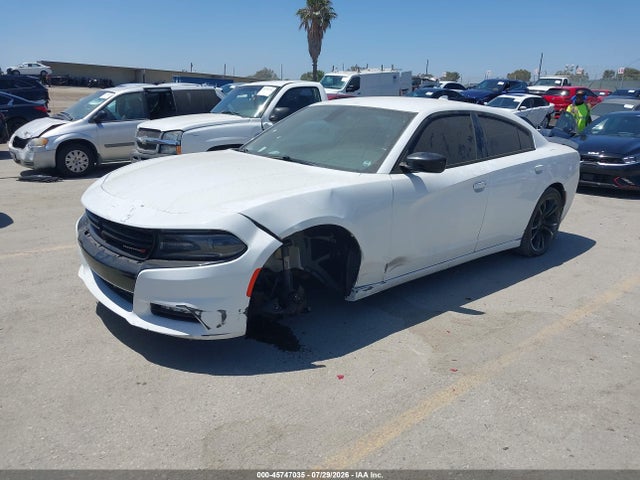 2016 Dodge Charger Sxt მანქანა იყიდება აუქციონზე, vin: 2C3CDXHG2GH302721, აუქციონის ნომერი: 45747035