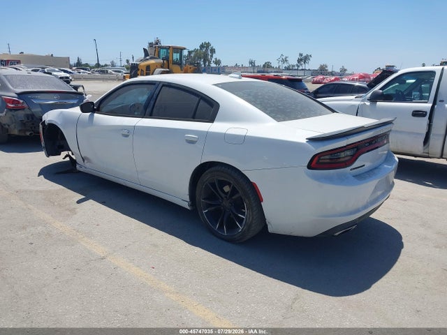 2016 Dodge Charger Sxt მანქანა იყიდება აუქციონზე, vin: 2C3CDXHG2GH302721, აუქციონის ნომერი: 45747035