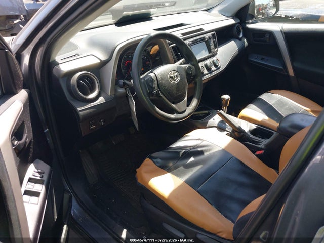 2T3ZFREVXGW306871 Toyota RAV4 LE