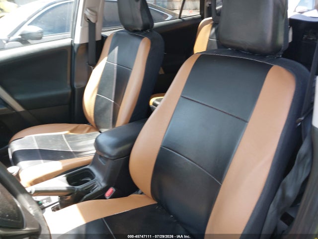 2T3ZFREVXGW306871 Toyota RAV4 LE