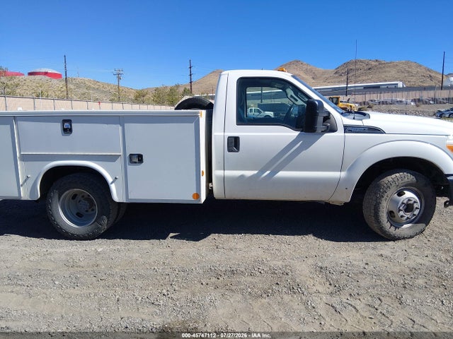 Ford F-350 Chassis Xl 2015 1FDRF3G65FED30810 Image 13