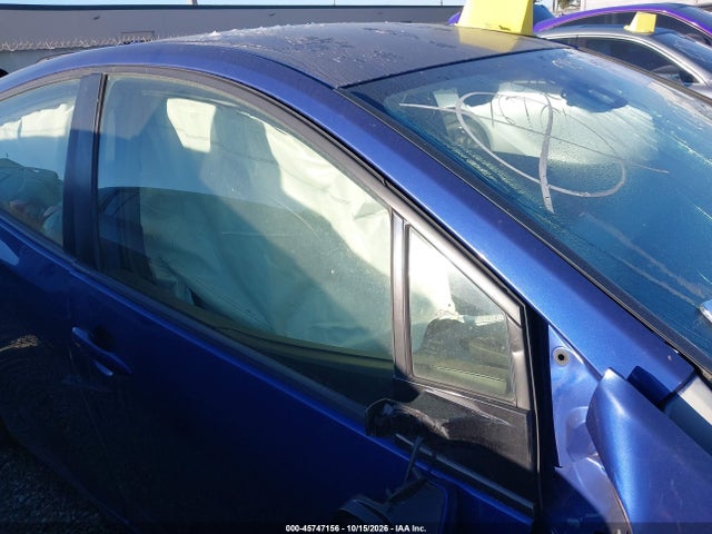 JTDKBRFU5H3562018 Toyota Prius Two