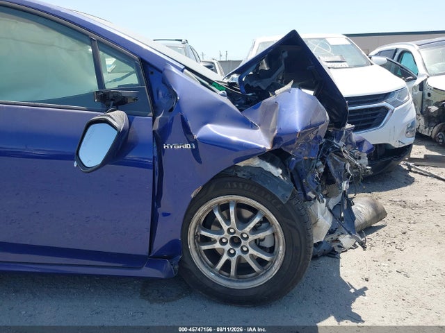 JTDKBRFU5H3562018 Toyota Prius Two