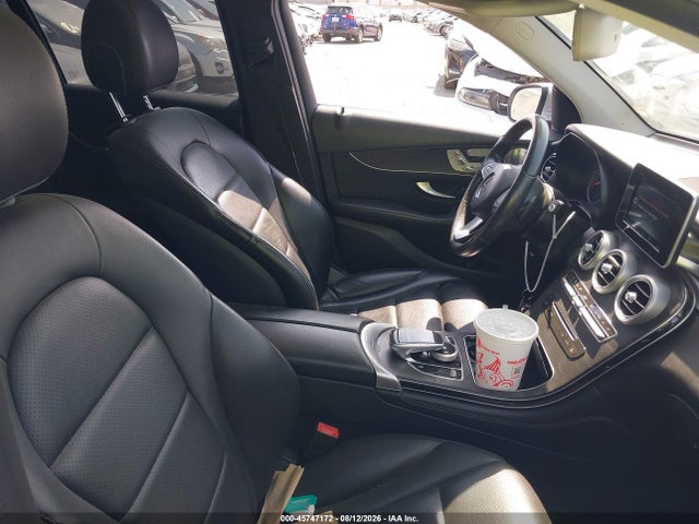 WDC0G4JBXGF011219 Mercedes-Benz GLC 300