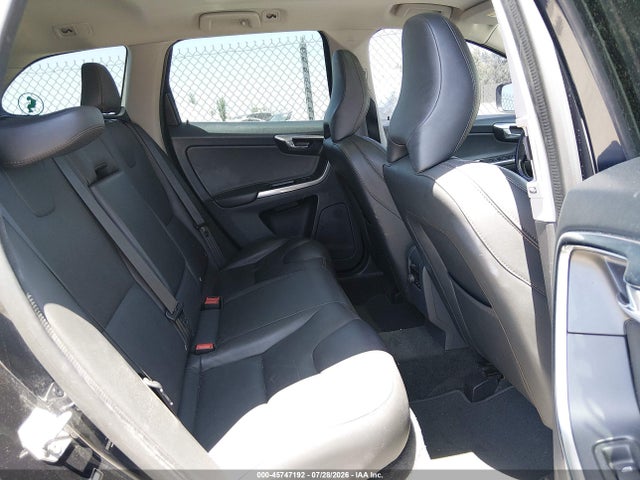 Volvo Xc60 T6 Dynamic 2017 YV449MRR1H2063900 Image 8