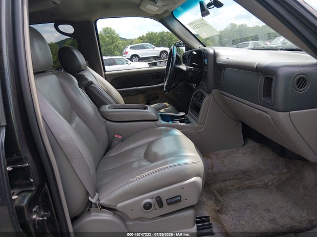 Продаж на аукціоні авто 2003 Chevrolet Suburban K1500, vin: 3GNFK16Z03G312391, номер лоту: 45747232