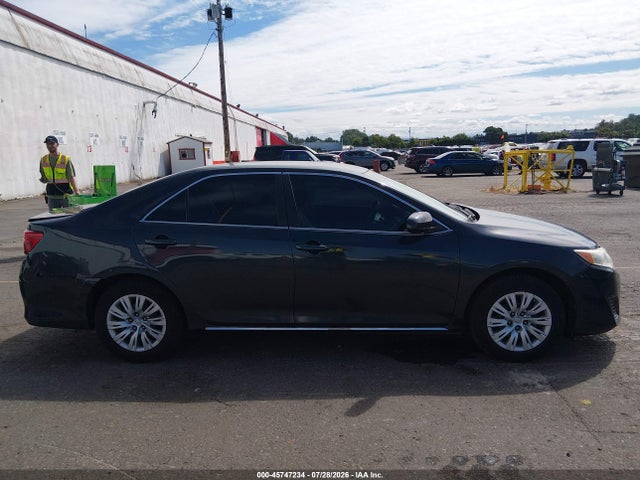 Toyota CAMRY LE 2014 4T4BF1FK0ER426181 Image 13