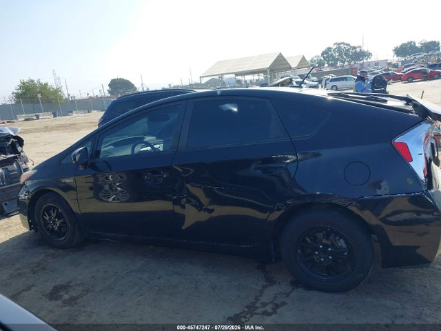 Toyota Prius Four 2015 JTDKN3DU4F1915980 Image 14