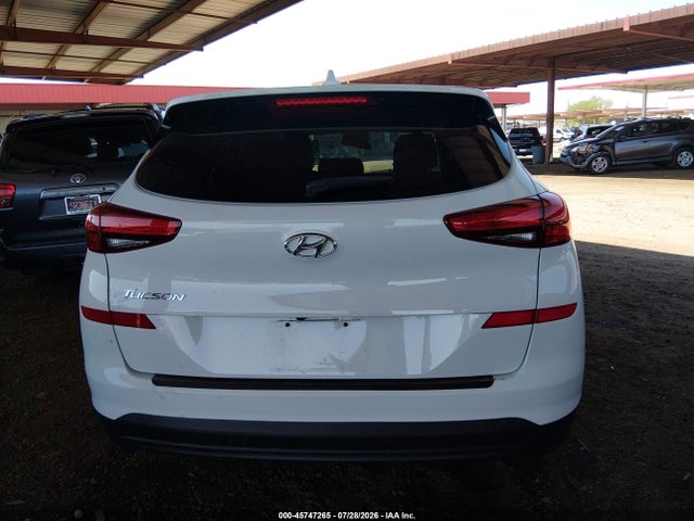 KM8J23A42KU983983 Hyundai TUCSON SE