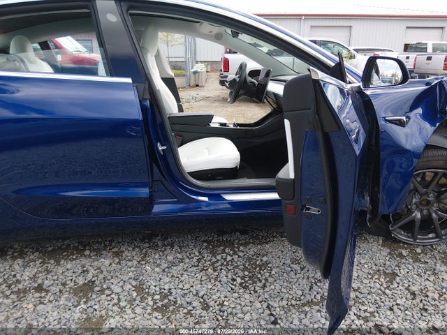 Продаж на аукціоні авто 2019 Tesla Model 3 Long Range/performance, vin: 5YJ3E1EB7KF522112, номер лоту: 45747279