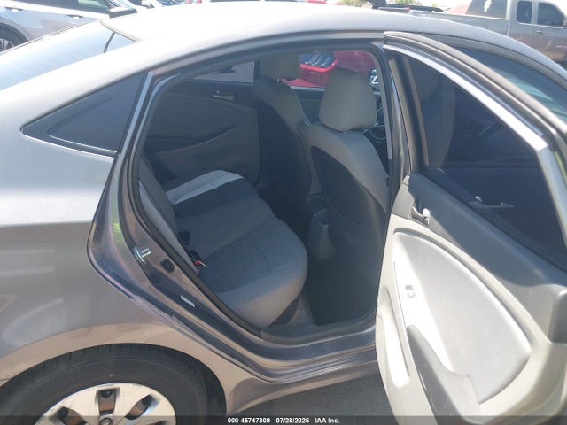 45747309 :رقم المزاد ، KMHCT4AE7FU885400 vin ، 2015 Hyundai Accent Gls مزاد بيع