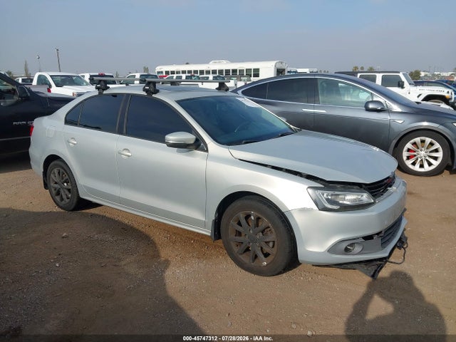 2011 Volkswagen Jetta 2.5l Se მანქანა იყიდება აუქციონზე, vin: 3VWDZ7AJ4BM346878, აუქციონის ნომერი: 45747312