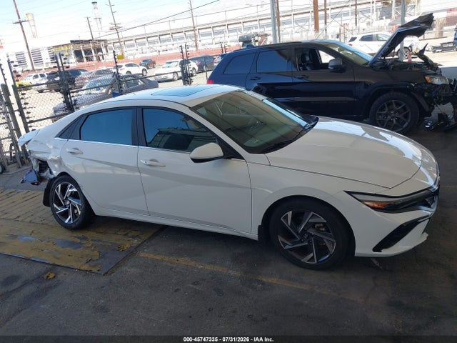 KMHLS4DG5RU802812 Hyundai ELANTRA SEL