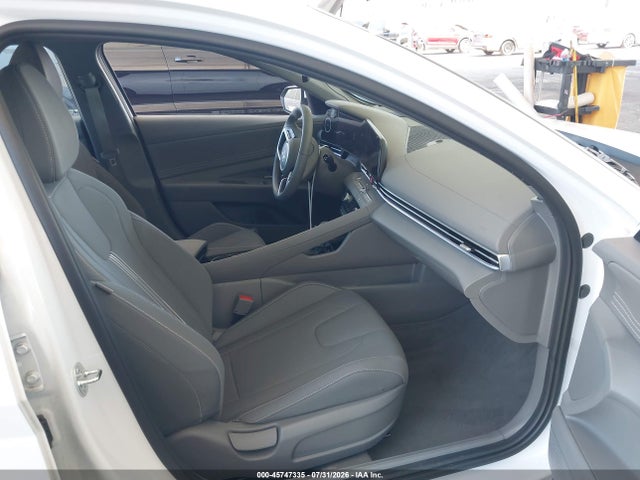KMHLS4DG5RU802812 Hyundai ELANTRA SEL