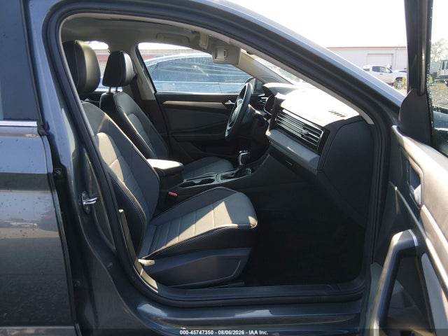 3VW7W7BU8TM001563 Volkswagen JETTA SE