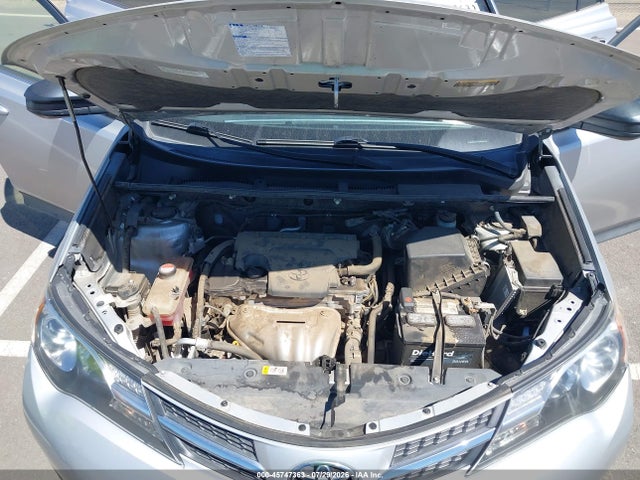 Toyota RAV4 LE 2014 JTMZFREV1EJ007765 Image 10
