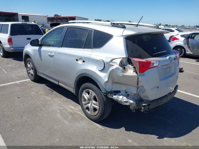 Toyota RAV4 LE 2014 JTMZFREV1EJ007765 Image 3