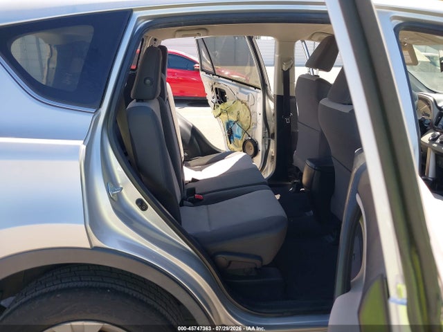 Toyota RAV4 LE 2014 JTMZFREV1EJ007765 Image 8